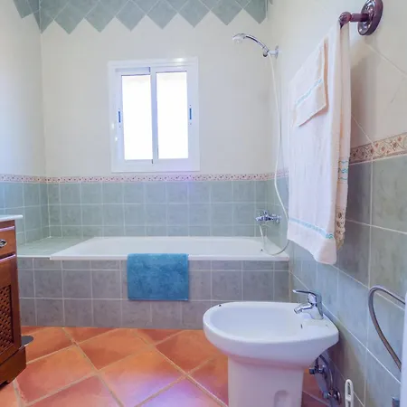 Holiday home Cubos Acebuches