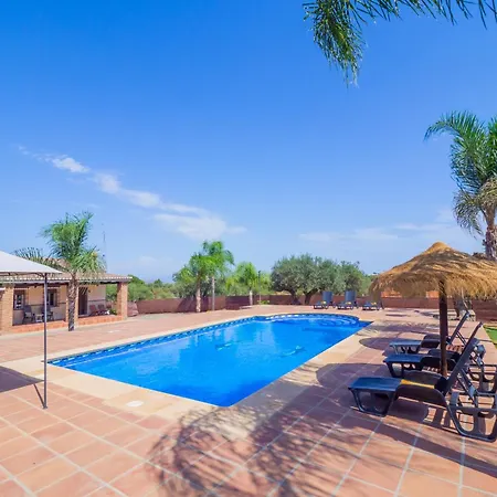 Holiday home Cubos Acebuches